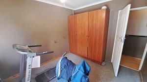 3 Bedroom Property for Sale in Langenhovenpark Free State